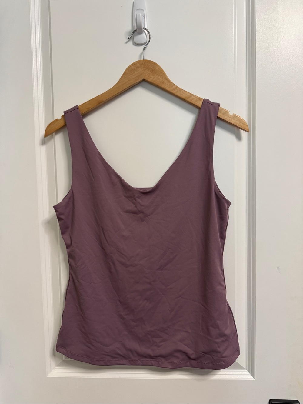 Women's Mauve Scoop-Neck Tank Top